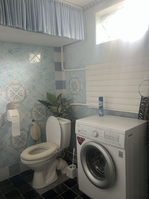 Продам частину будинку в центрі