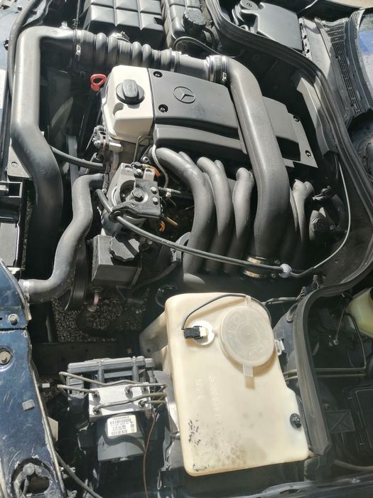Para peças Mercedes C250 Turbo diesel ano 1997 envio para o Continente