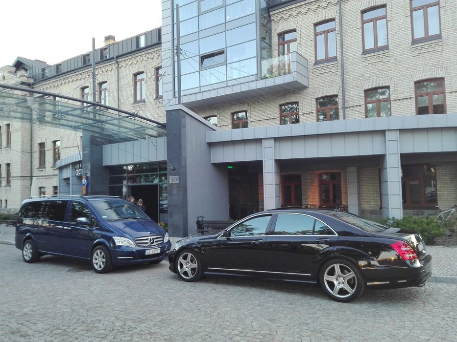 Transport na lotniska wynajem aut z kierowcą - Luksusowe VIP TAXI ŁÓDŹ