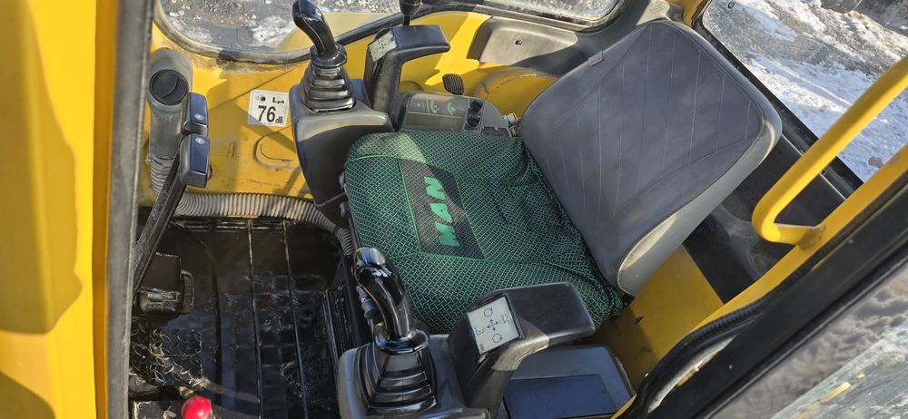 Minikoparka Komatsu 2.5t brutto Mocna koparka Okazja