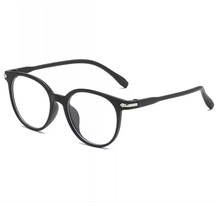 Очки с прозрачными стеклами