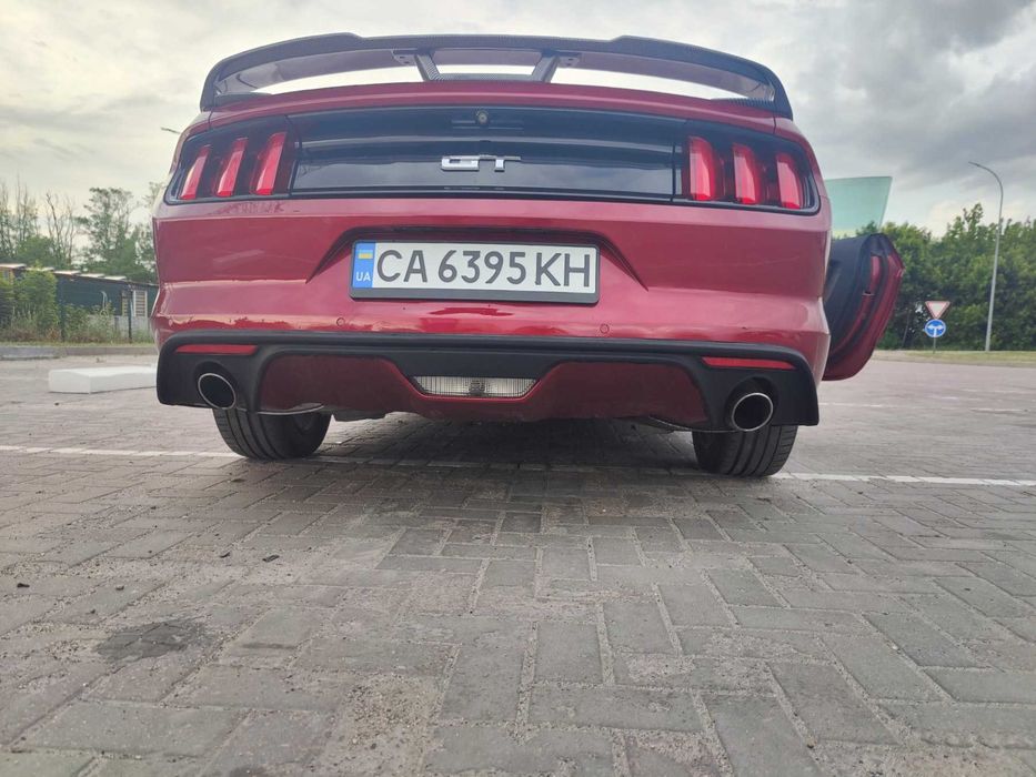 Ford Mustang 2017 VIN 1FA6P8CF0H5330830 фото оголошення 9 з 24