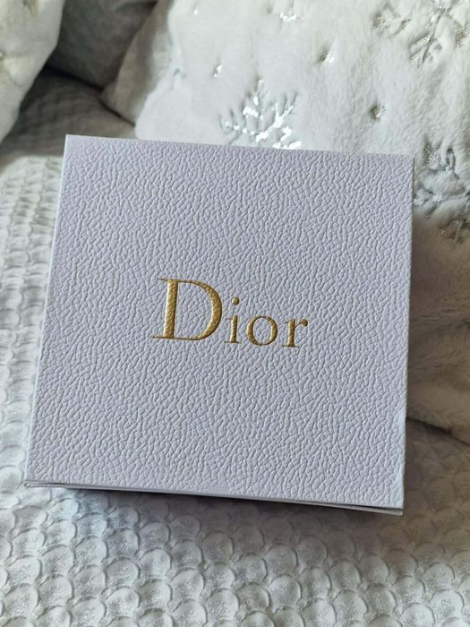 Piękny karton Dior nowy oryginalny