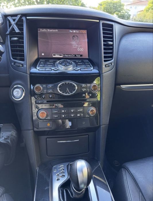 INFINITI FX 3.0D  240cv  4WD