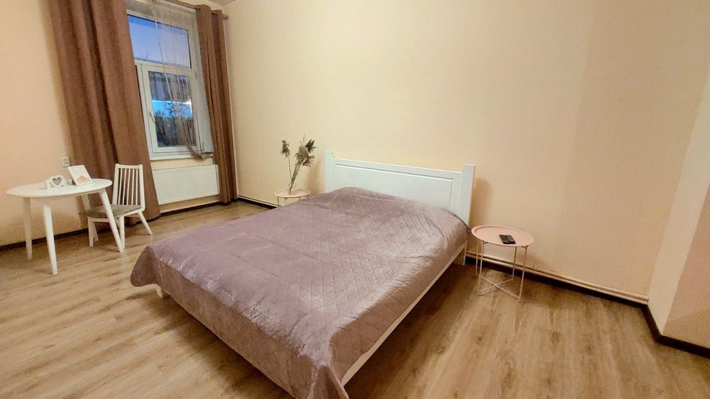 Вільна погодинна подобова квартира в центрі вул Чорновола