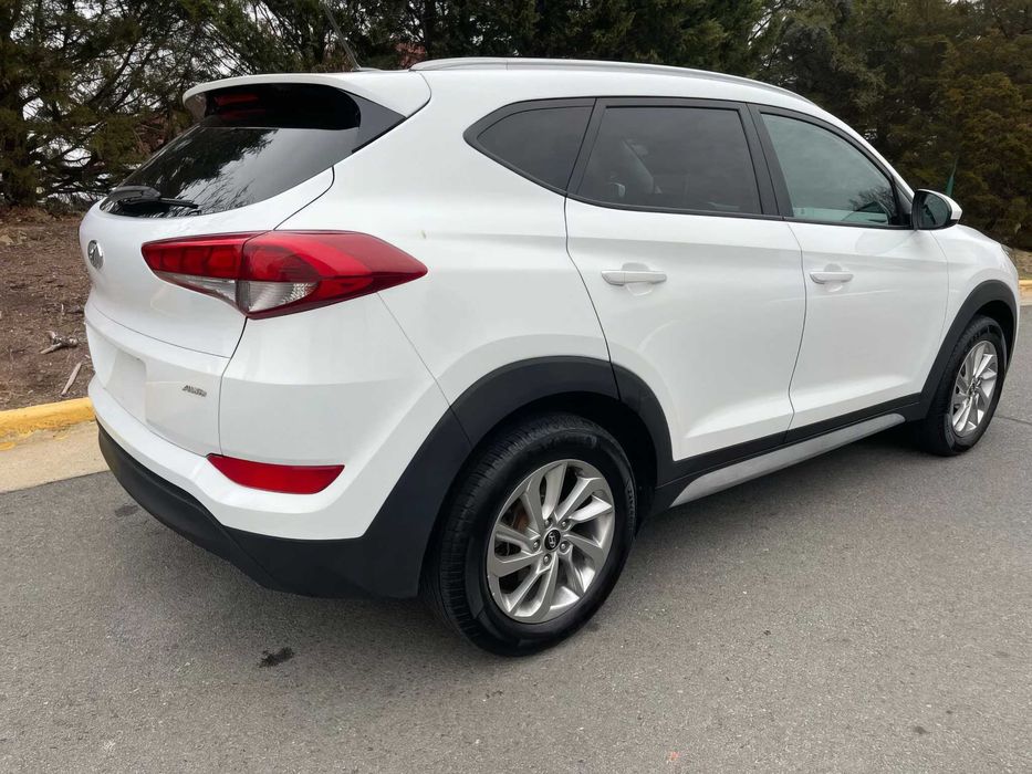 Hyundai Tucson      2017