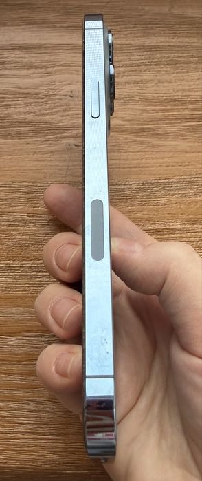 iPhone 13 Pro Max 256GB — голубий (Sierra Blue), задня панель плівка