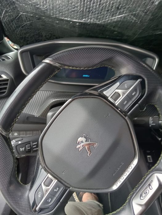 Peugeot 2008 gt pack elétrico