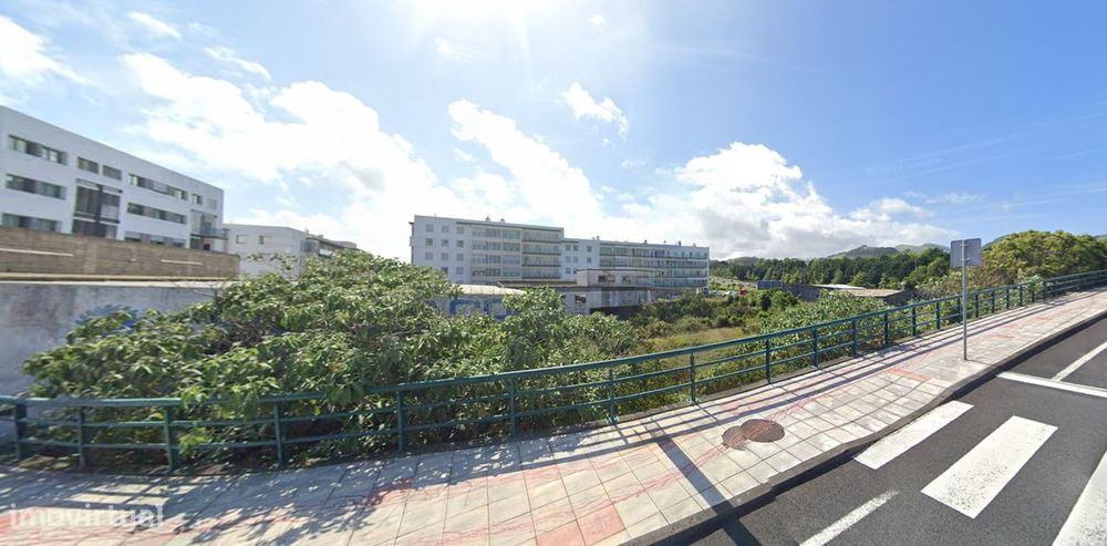 Terreno para construção em Ponta Delgada (São Pedro)