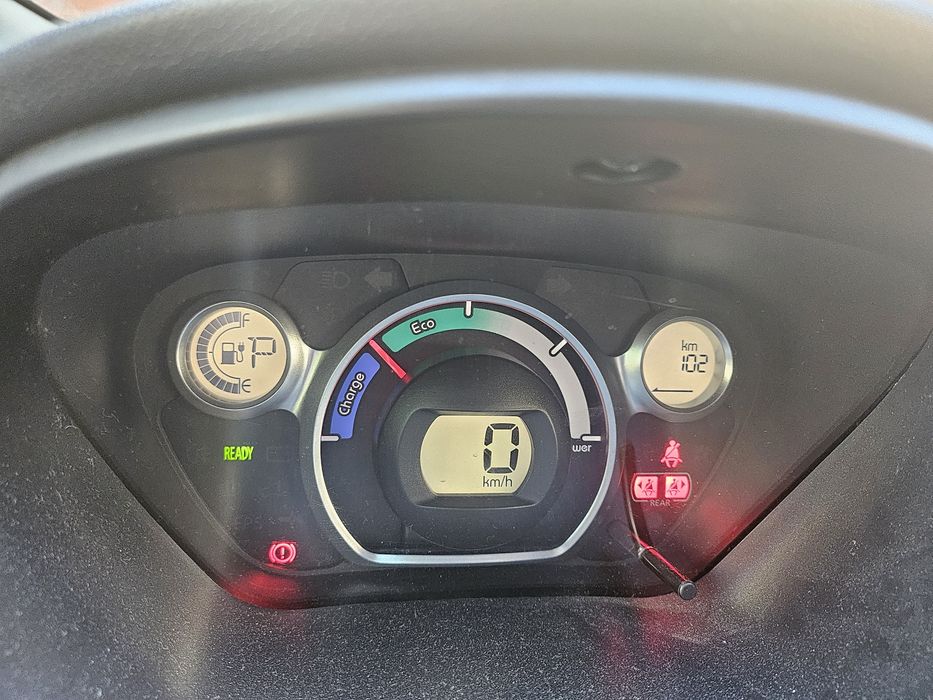 Продам машину Mitsubishi I Miev