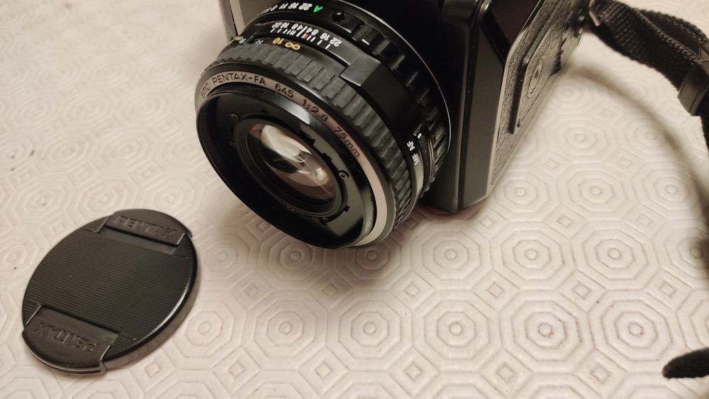 Pentax 645N Câmara analógica Médio Formato com lente 75mm 2.8 Af
