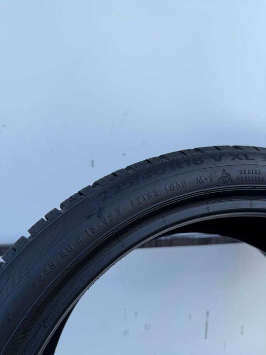 1шт 225/40/18 R18 Continental WinterContact TS860S SSR 92V Зима 8+мм