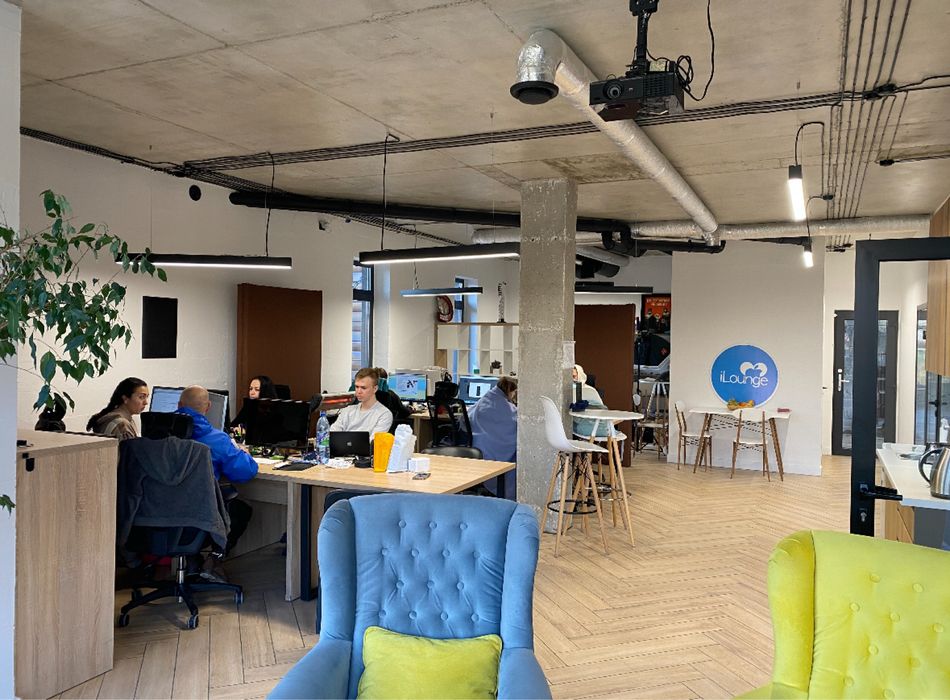 Квартира 100м2 з парковкою та терасою