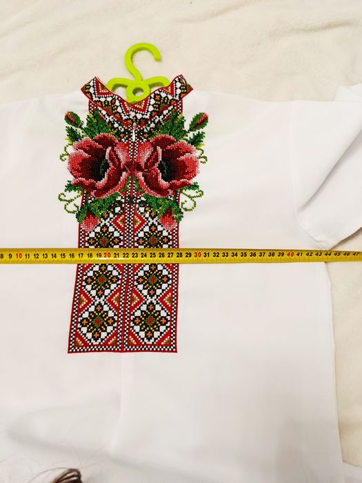 Вишиванка на хлопчика з бісеру
