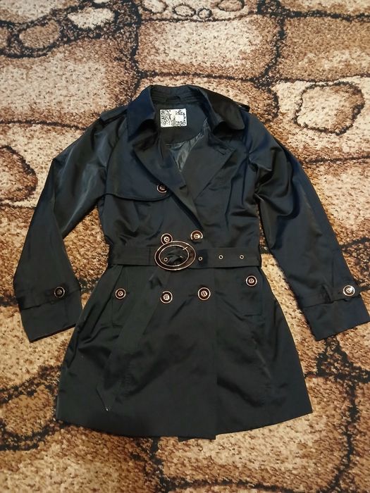 Продам плащ жіночий