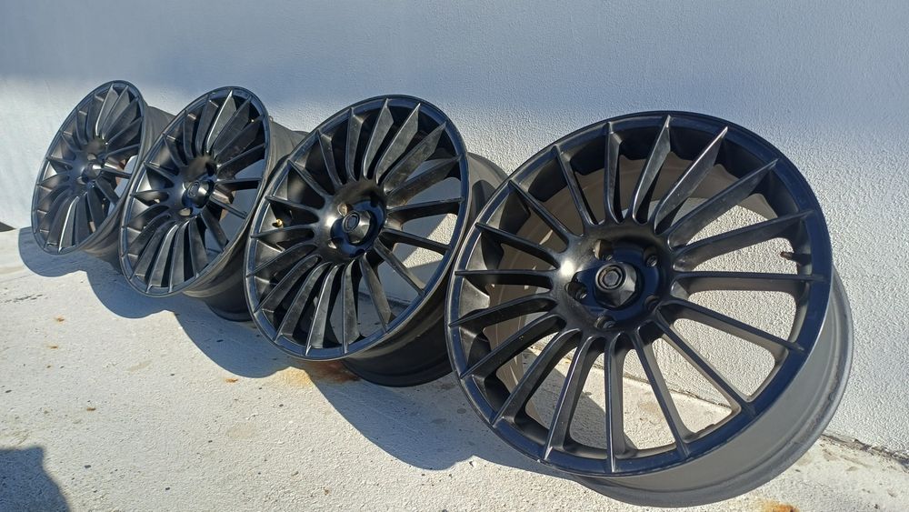 REZERWACJA ! Felgi 18" 5x114.3 komplet, czarne