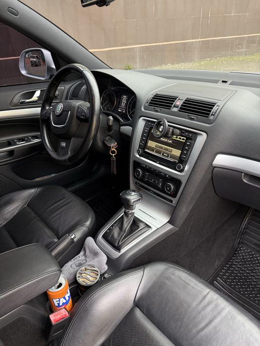 Shkoda Oktavia WRS 2L TSI