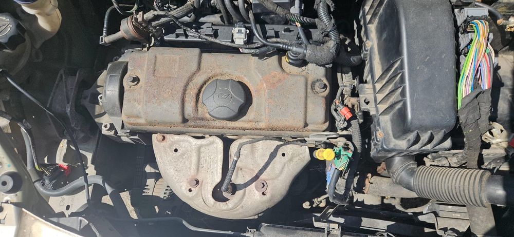 Słupek silnika silnik Citroen C3 1.4 8v