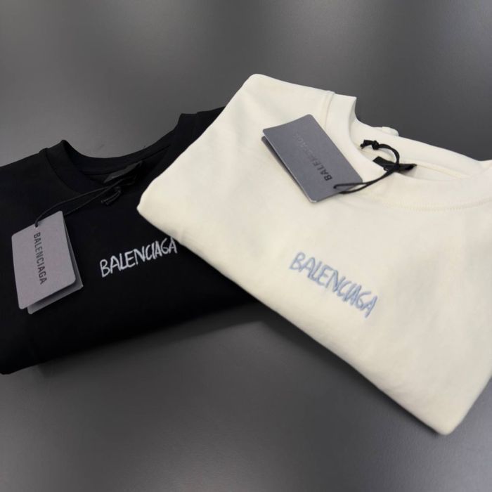 Футболка BALENCIAGA белая мужская оверсайз белая оригинал унисекс