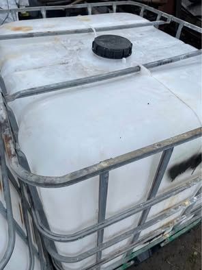 Zbiornik mauzer 1000l na palecie pcv