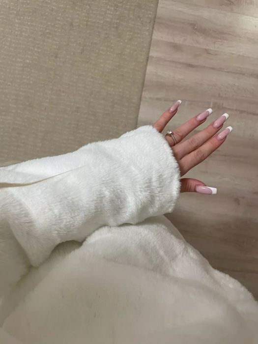 РОЗПРОДАЖ Шуба шубка біла S M з поясом пальто еко зимова штучна L XL