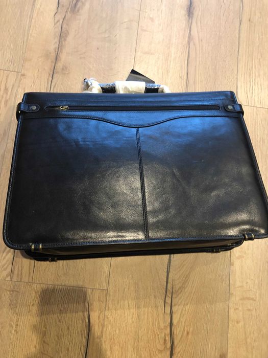 Wittchen - teczka skórzana z trójkątną klapą | kolekcja Arizona