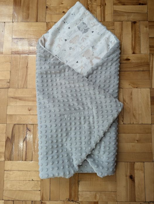 Kokon zestaw z poduszką "motylek" oraz kołderką