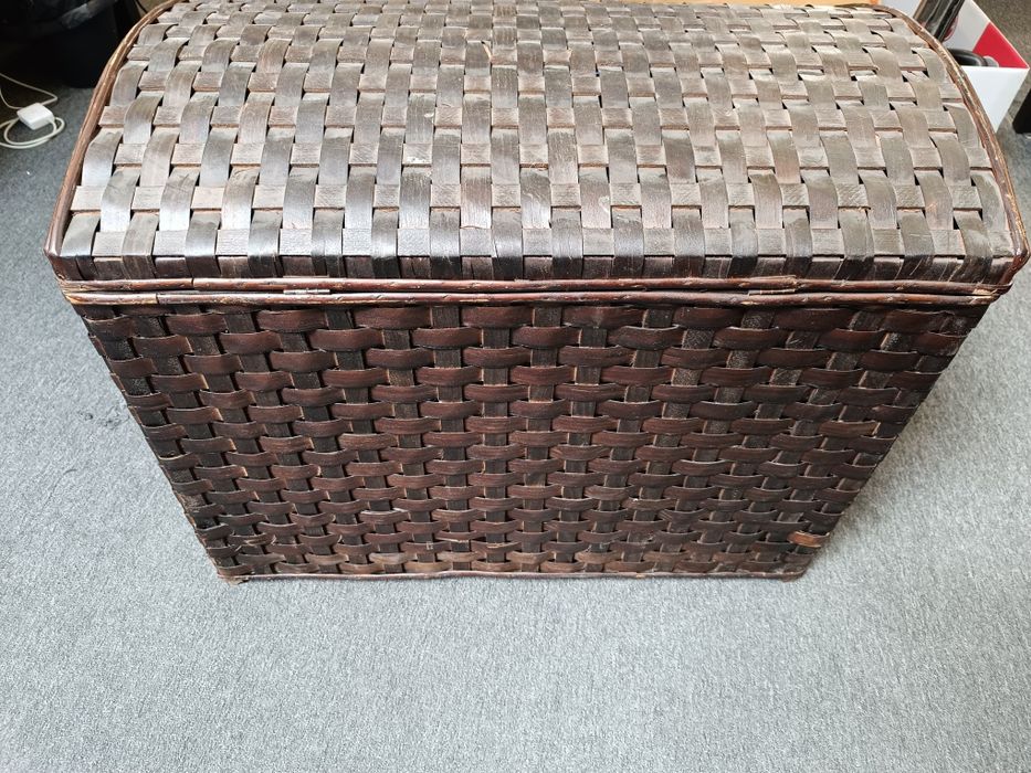 Arca Castanha em Cesta