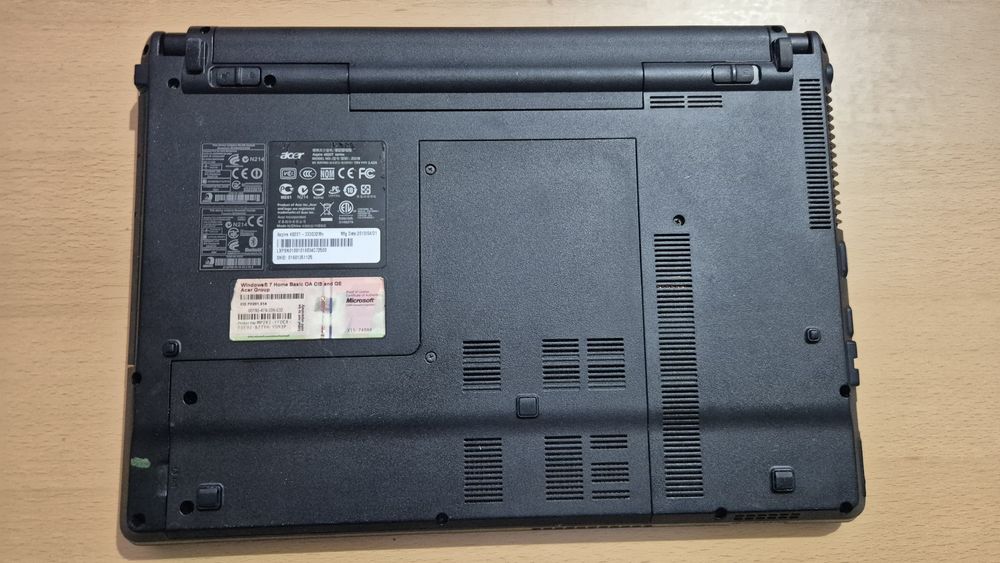Нотбук acer aspire one