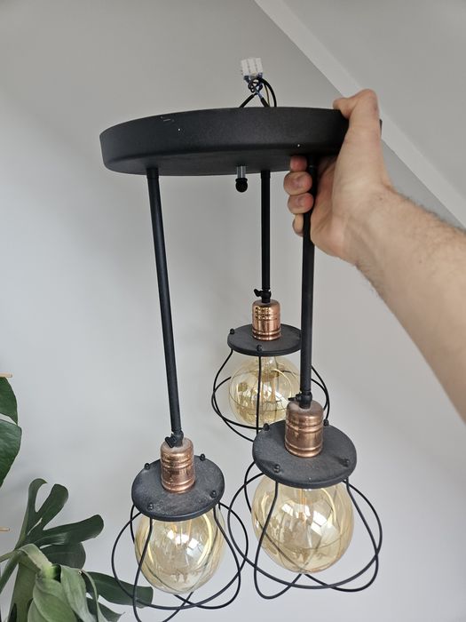 Lampa wisząca trzypunktowa