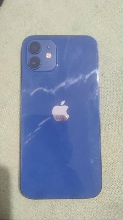 Iphone 12 niebiski