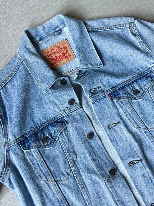 Джинсовая куртка Levi's оригинал в идеальном состоянии