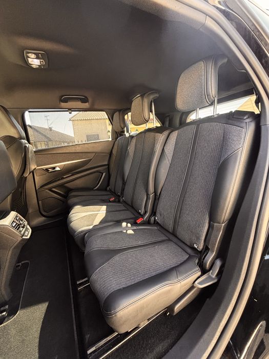 PEUGEOT 5008 1.5 BlueHDi GT Line CX Manual FULL EXTRAS