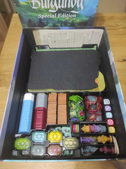 Insert Organizer do gry planszowej Zamki Burgundii – Edycja Specjalna