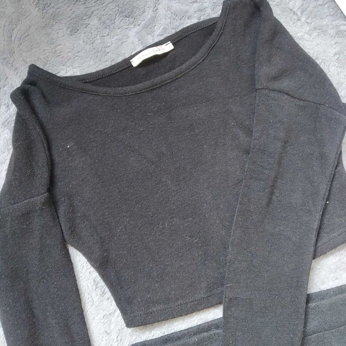 Komplet czarny crop top S spódnica top