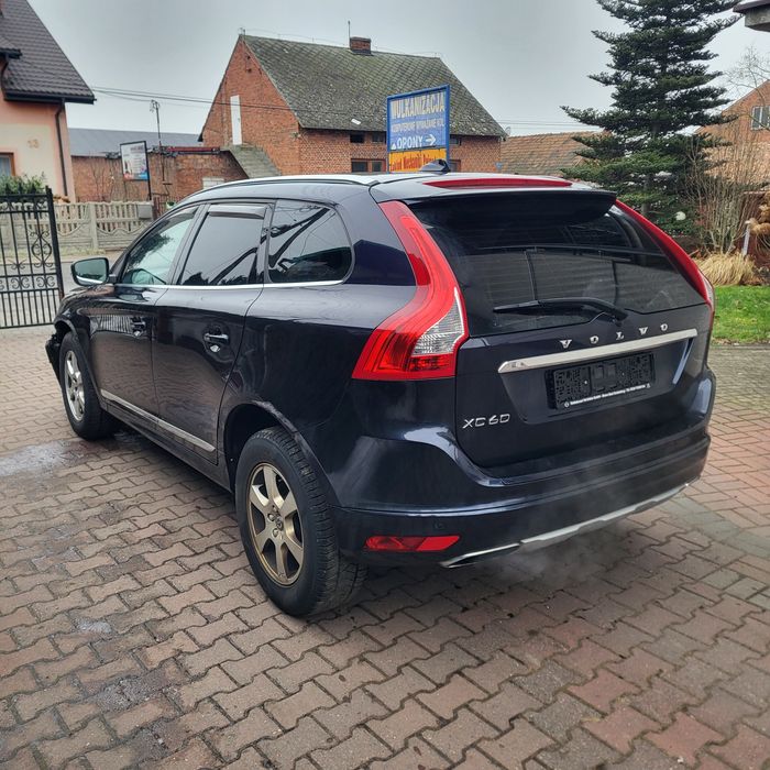 Volvo XC60 2016 rok 190KM el. Klapa