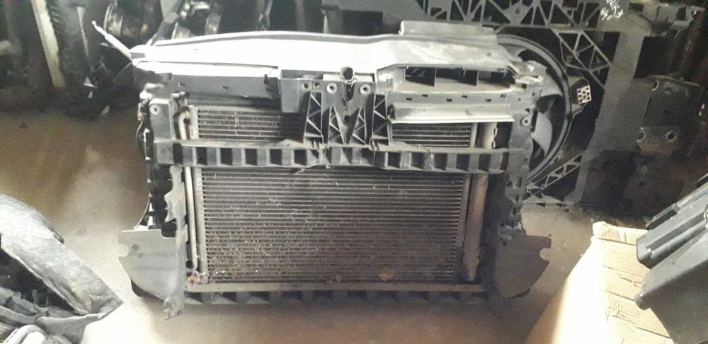 Панель передня (вентилятор,радіатори) Volkswagen Golf 6 1.4TSI