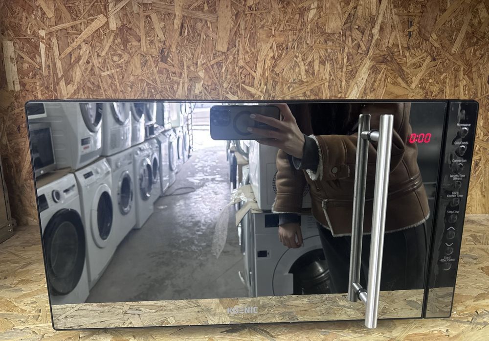 Мікоохвильова піч KOENIC