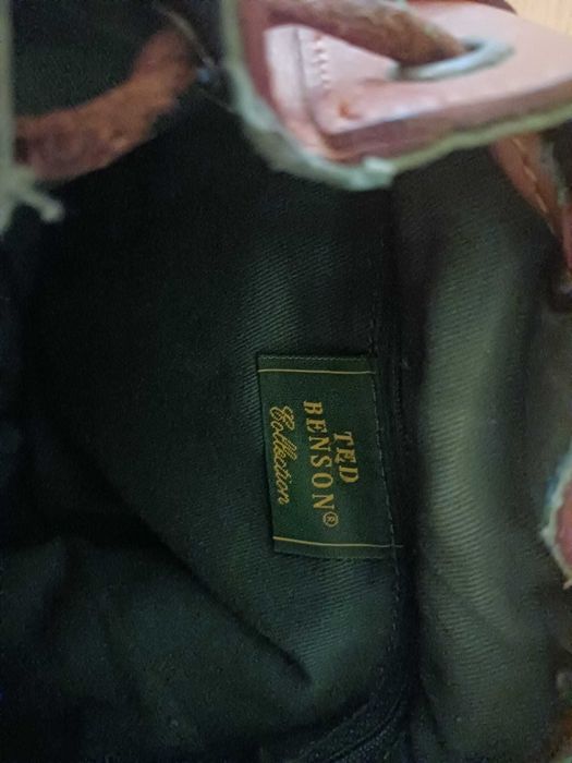 Mochila em pele