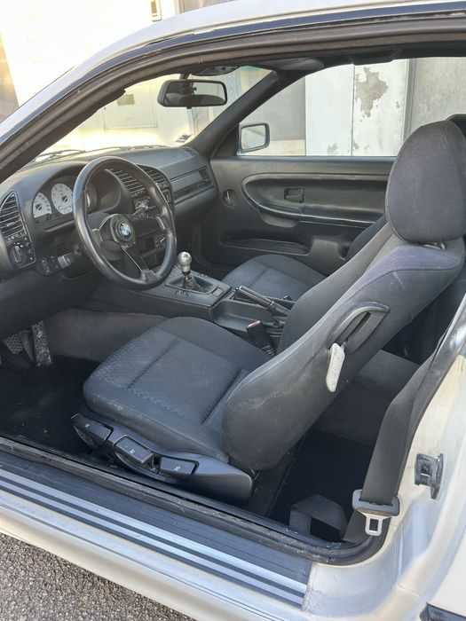 E36 coupe 318is swap 325i