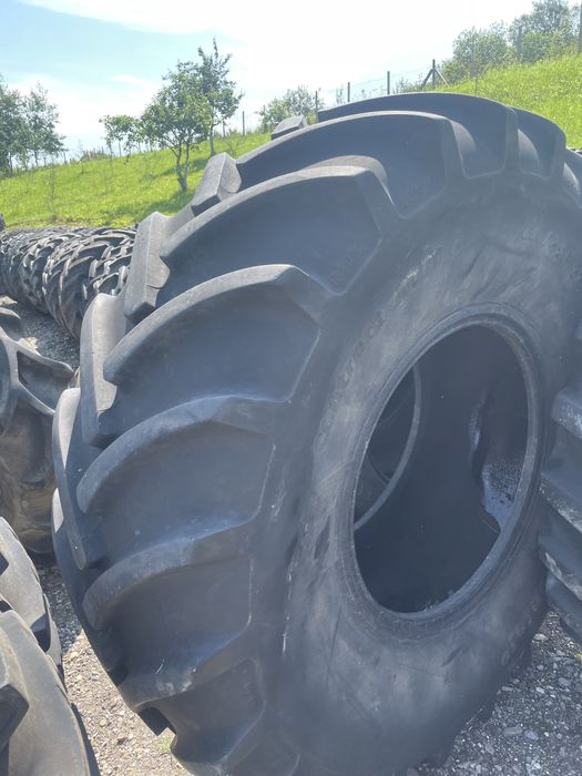 Шини Continental 680/85r32