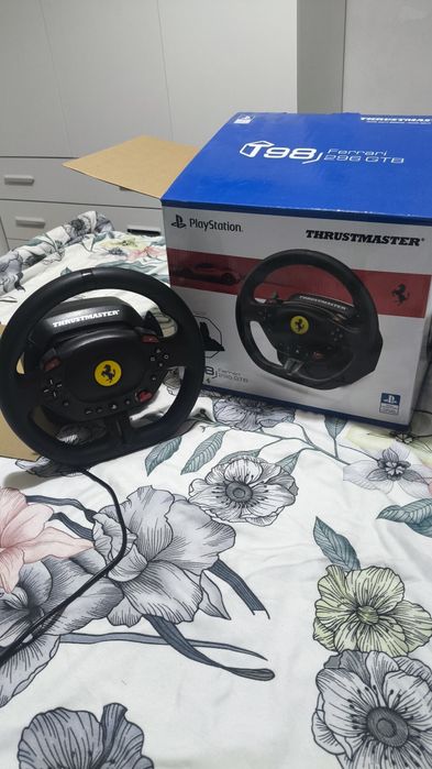 Thrustmaster T98 Ferrari 296 GTB / ps5 ps4