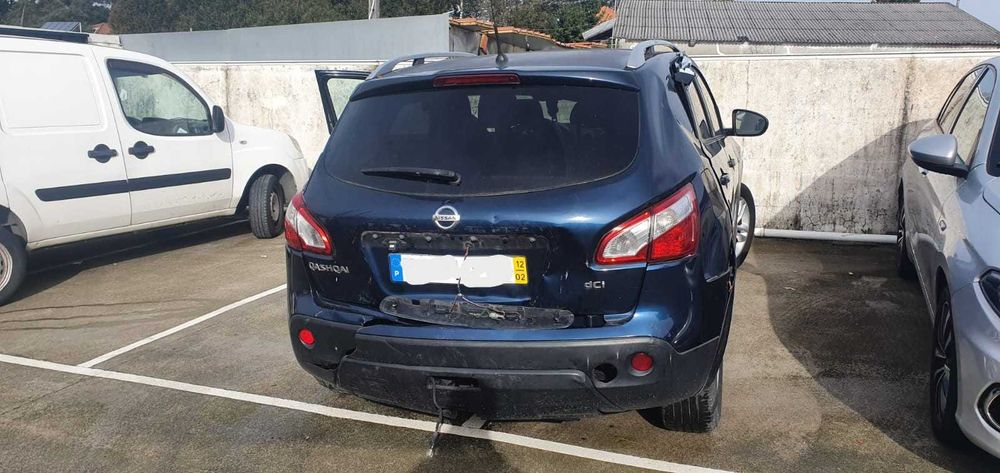 nissan qashqai 2012