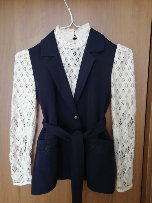 Шкільна форма для дівчинки