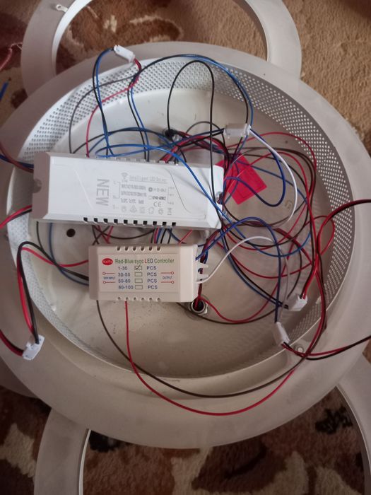 Лед люстра на запчастини