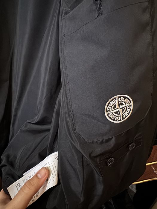 Продам жилет Stone Island