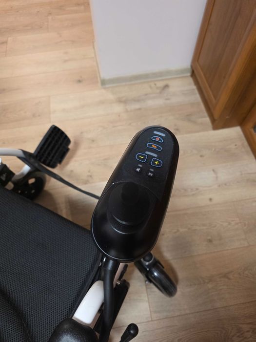 Nowy Elektryczny wózek inwalidzki