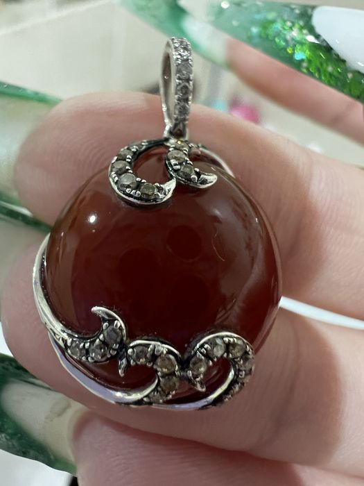 Золотые серьги,кулон и кольцо 585 пр.с природными бриллиантами