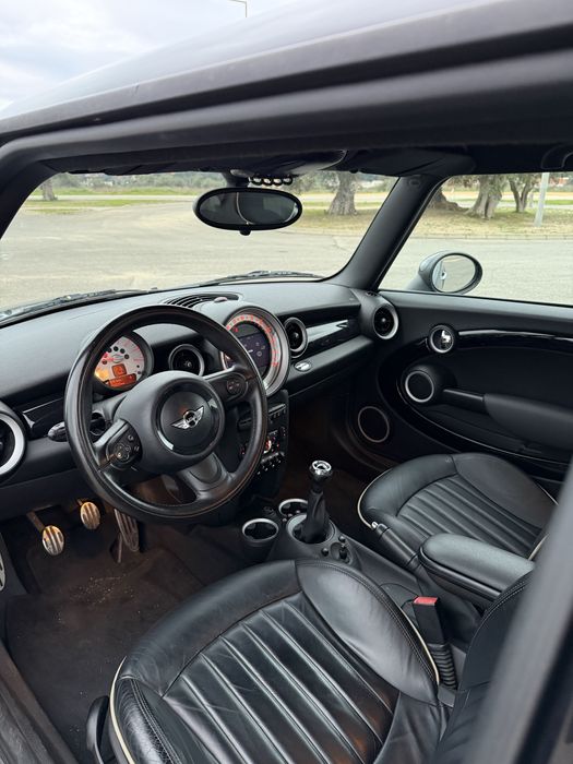 Mini Cooper S John Cooper Works | Edição Especial | 211cv