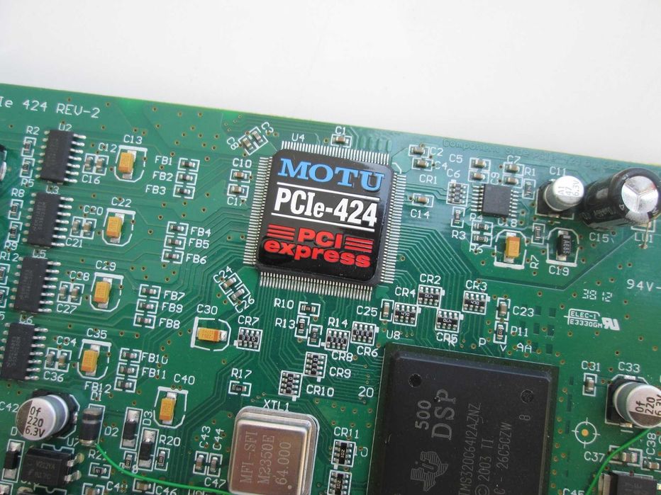 Interface áudio Motu PCIe-424 PCI Express como novo